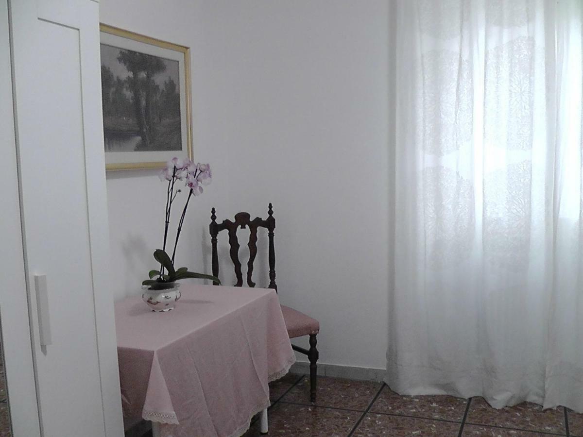 La Casa Di Chiara Apartment