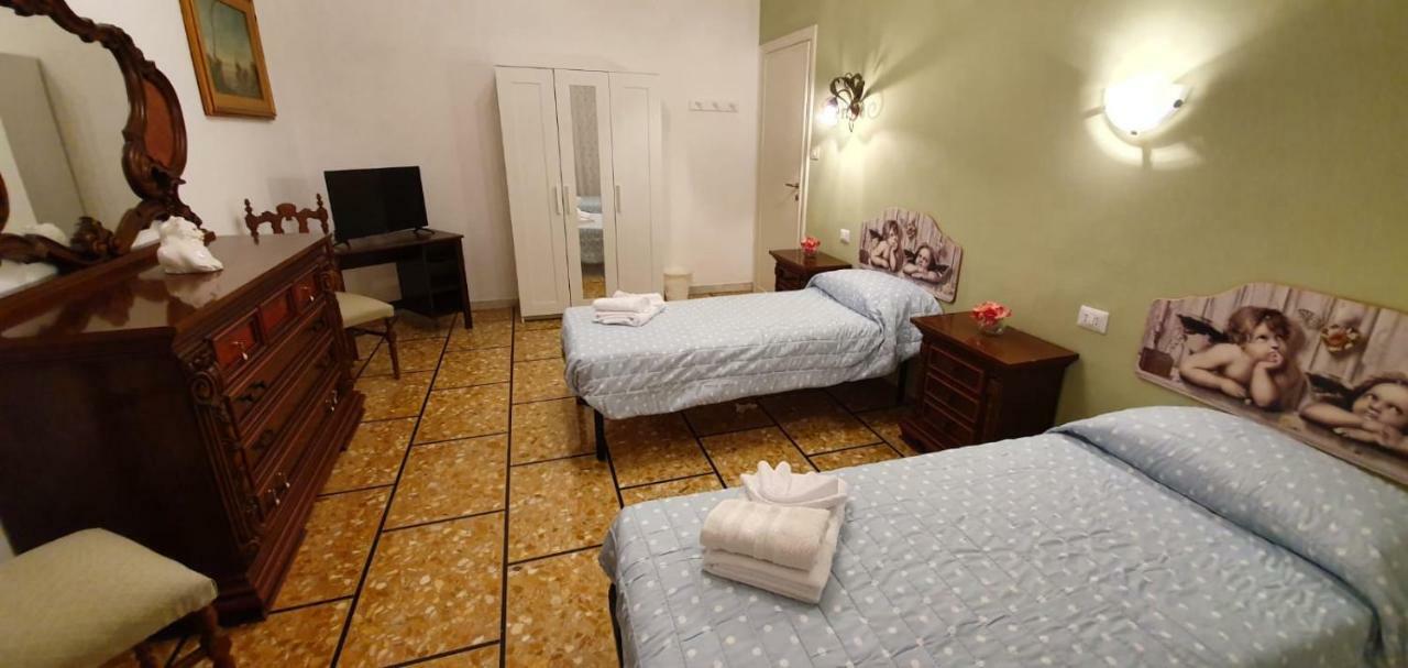 La Casa Di Chiara * Rome